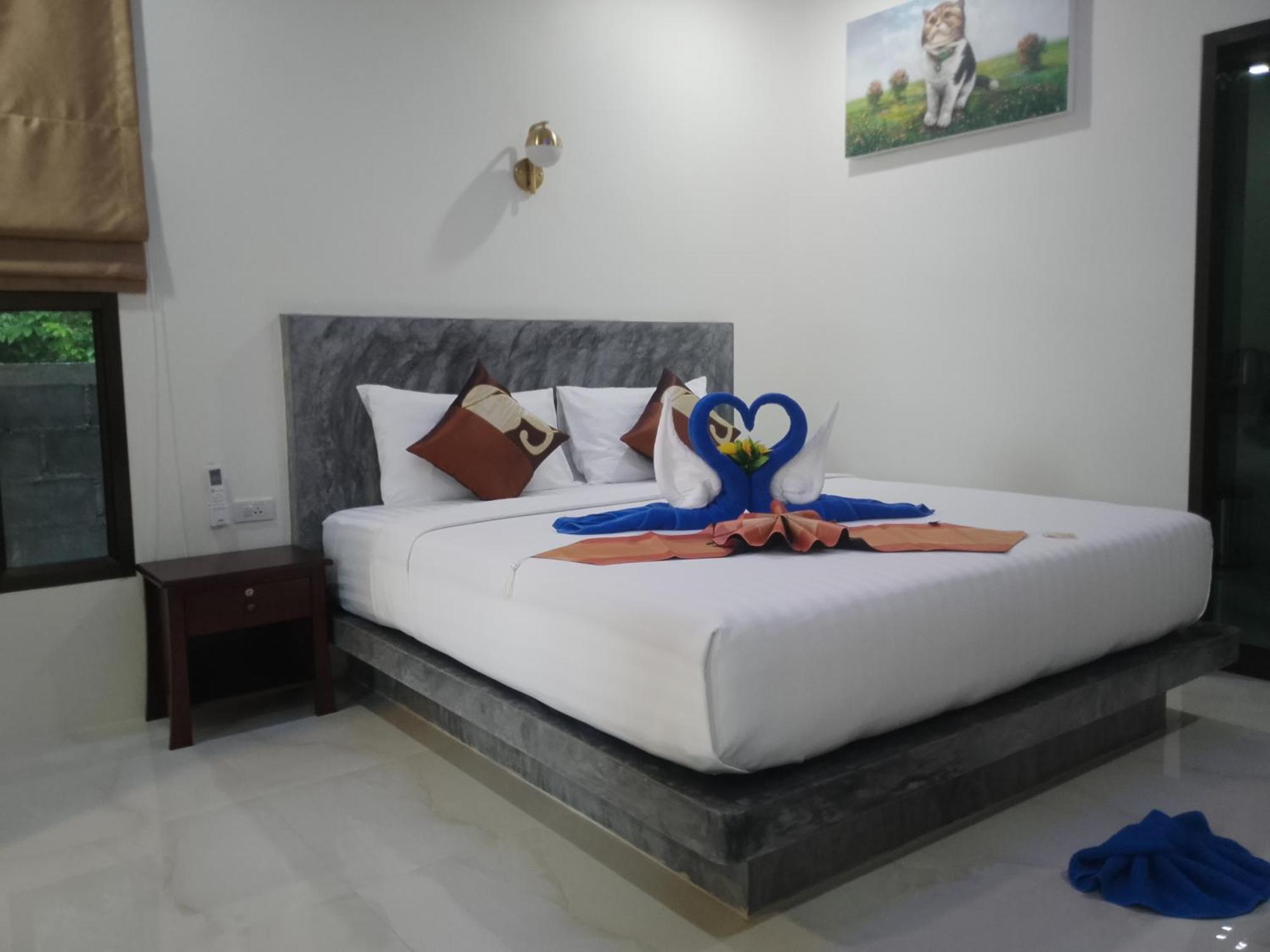 The Sun Long Beach Resort 란타섬 외부 사진