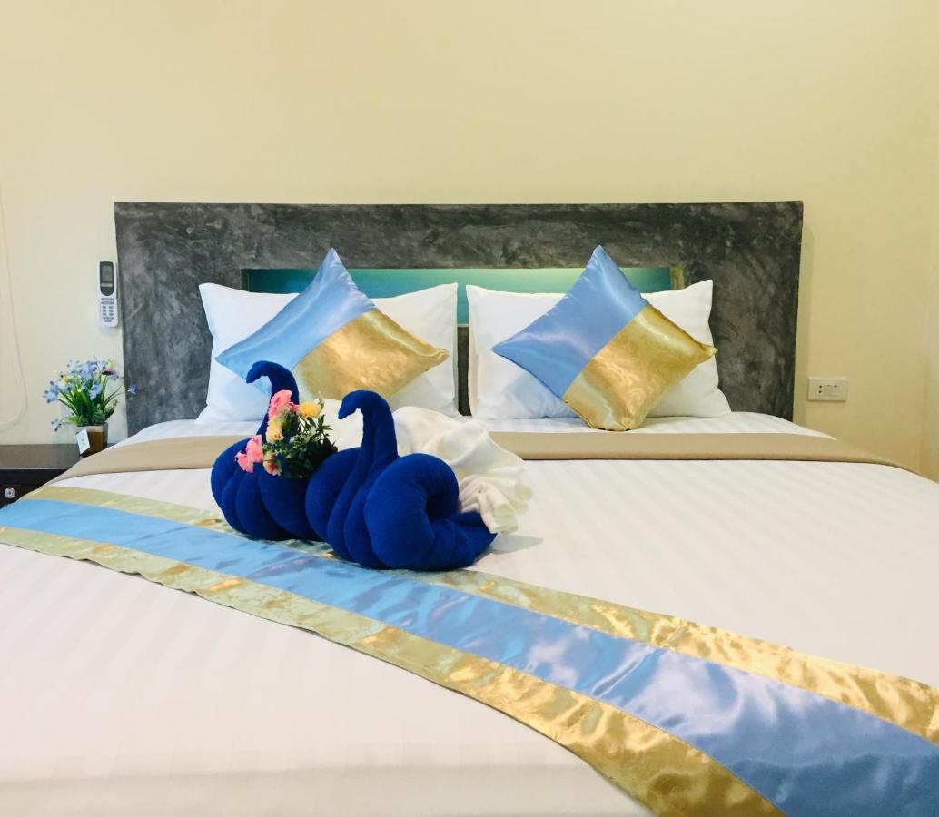 The Sun Long Beach Resort 란타섬 외부 사진