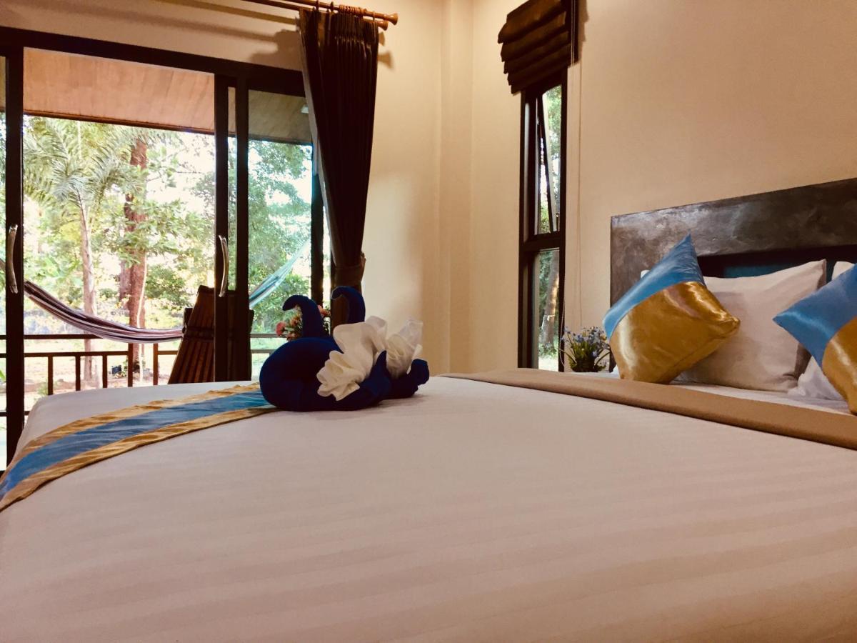 The Sun Long Beach Resort 란타섬 외부 사진